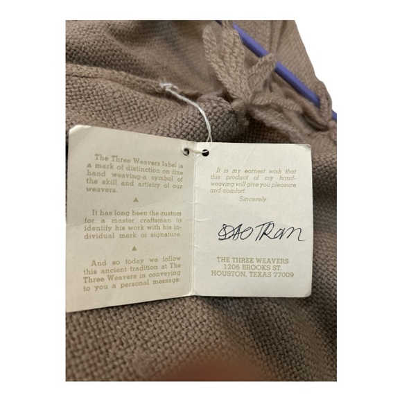 The Three Weavers Handwoven Scarve 100% Virgin Wool NWT Beige - Picture 9 of 9